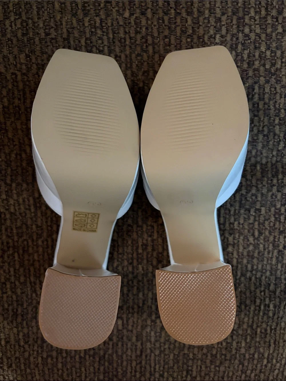White Platform Block Heel Slide Sandals Size 35/5